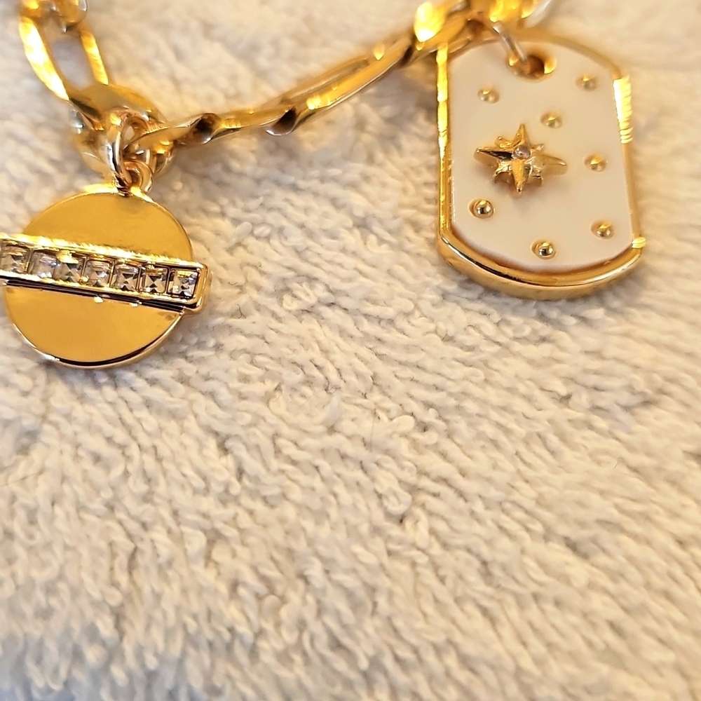 NWT On 34th Gold, Crystal, Pearl Mixed Charm Necklace Unique 18" - Picture 11 of 14